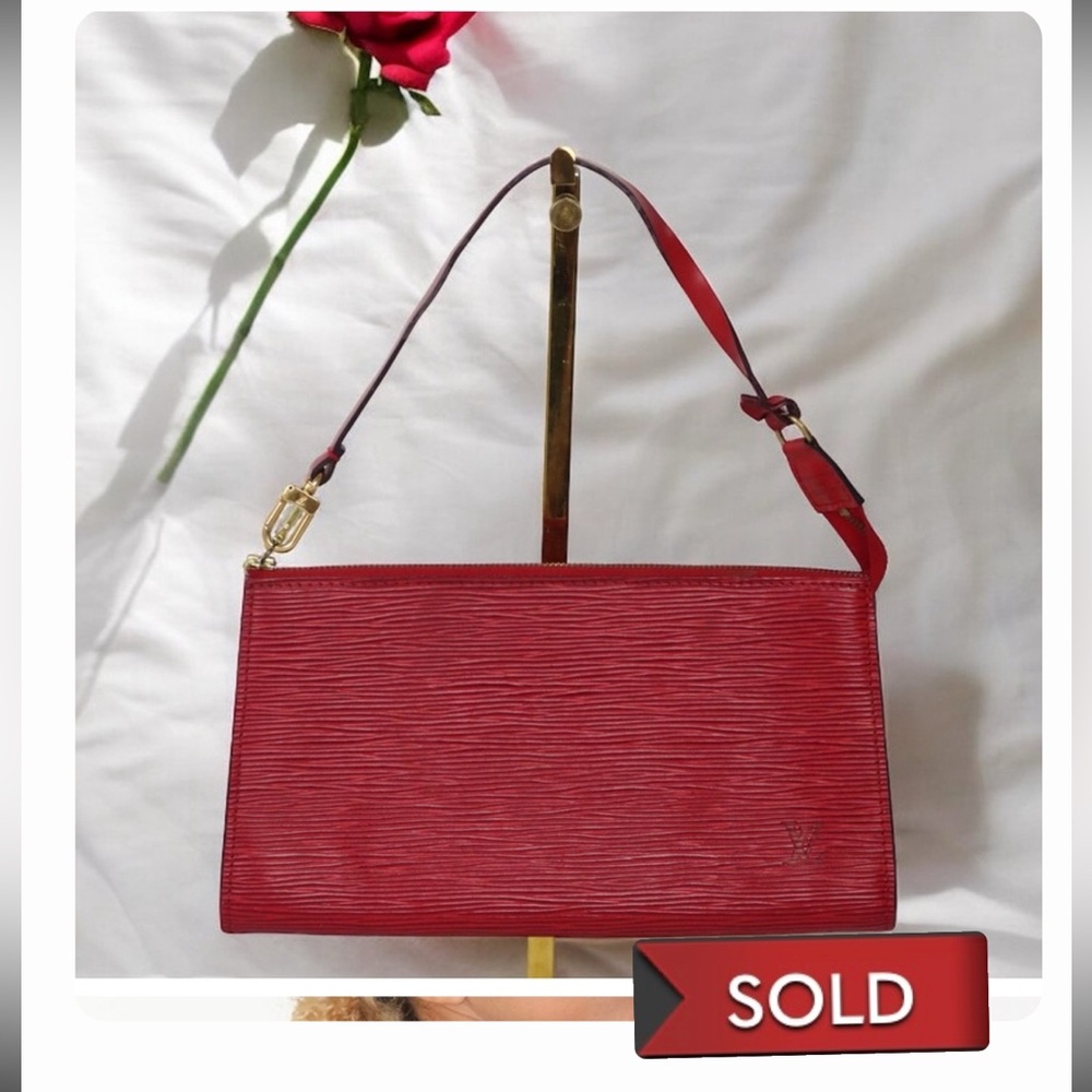 LOUIS‎ VUITTON 2002 Epi Leather Pochette Accessoires 21 Castillan Red
